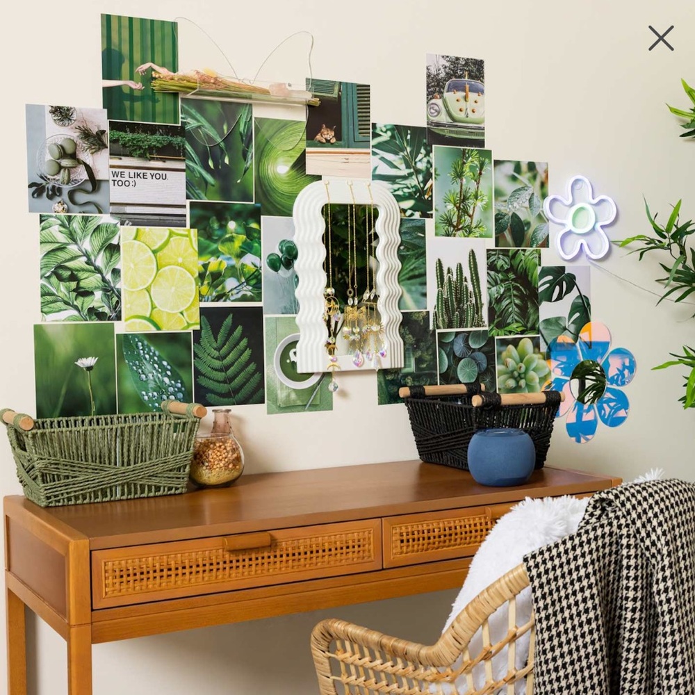 Mini Poster Wall Collage Kit 30-Count